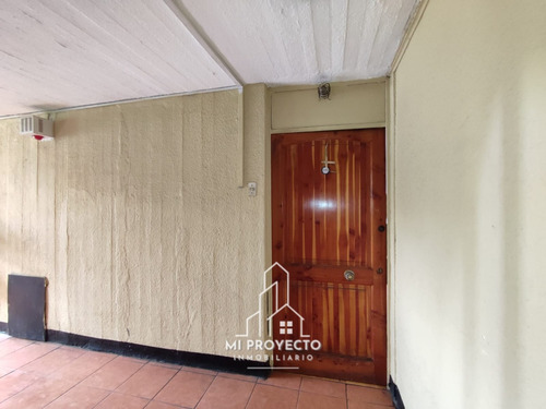 Cerrillos, Vendo Depto. 2 Dormitorios 1 Baño 1 Estacionamien