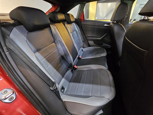 Volkswagen Nivus 1.0 Highline 200 Tsi Aut. 5p