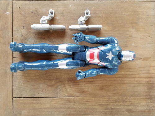 Iron Patriot De 12 Pulgadas Titan Heroes Series De Hasbro (Usado)