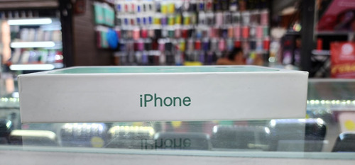 Apple Iphone 11 64gb Verde Grado A C/caja Verde (Reacondicionado)