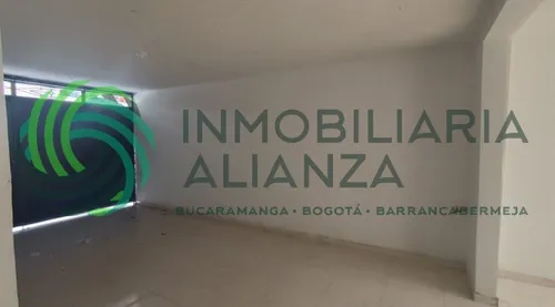 Casa En Venta En La Universidad. Cod V61531