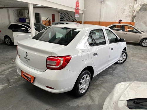 Imagem 4 de 8 de Renault Logan Authentique 1.0