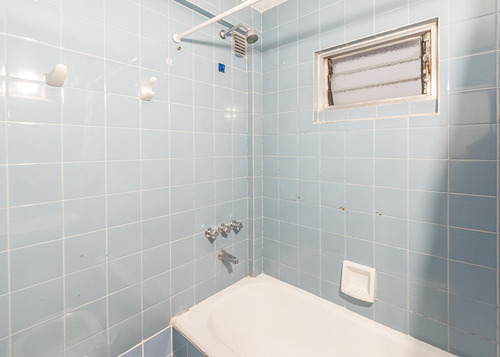 Venta Departamento De 3 Ambientes Con Balcón En Flores Apto Credito