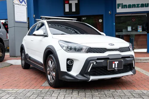 Kia Tonic Vibrant 1.6 At 4x2 2021