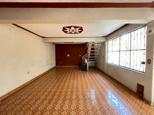 ¡vive O Invierte En Una Propiedad Con Alto Potencial En Ecatepec! Casa En Venta En Lazaro Cardenas, Ecatepec De Morelos