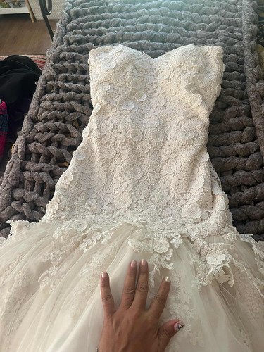 Vestido Usado De Novia Talla S, Corte Sirena, Cola Tull Bord