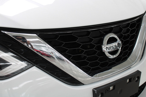 Imagen 7 de 14 de Nissan Sentra Advance 1.8l L4 129hp Mt 2017