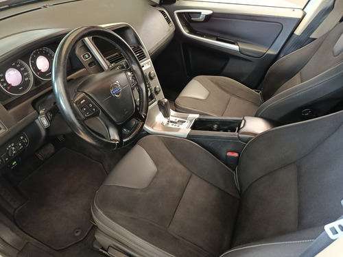 Volvo XC60 2.0 T5 Comfort 5p