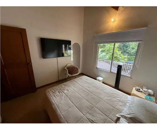 Se Vende Casa En Loma De Los Bernal Parte Baja