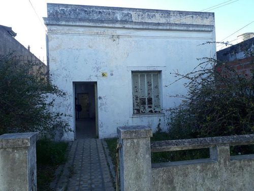 Imagen 2 de 5 de Venta - Remedios De Escalada - Lote De 8,66 X 41,06 M