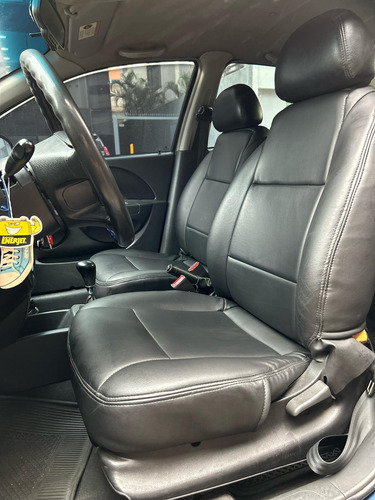 Chevrolet Aveo 2010 Automático