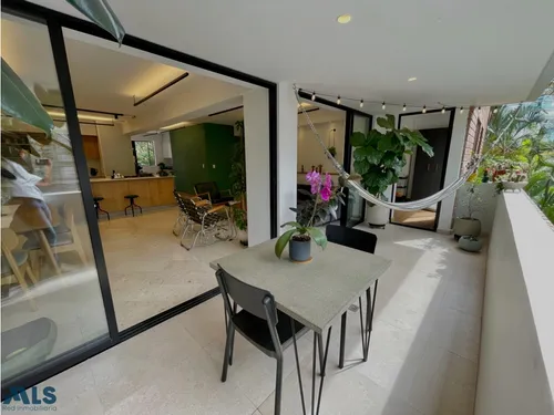 Apto Remodelado Con Mucho Diseño En Las Lomas, El...(mls#255345)