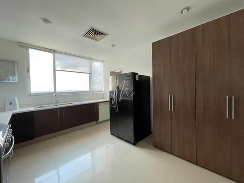 Departamento En Venta Con O Sin Muebles En Isola, Cancún