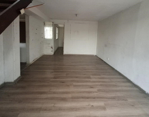Casa En Venta De 3 Dorm. En Puente Alto