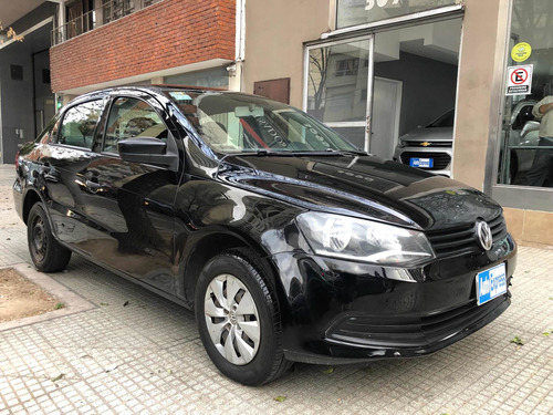 Imagen 2 de 11 de Volkswagen Voyage 2014 1.6 Comfortline 101cv