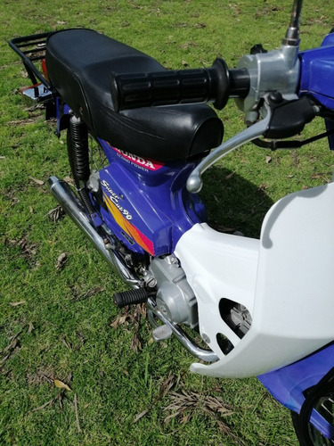 Imagen 11 de 17 de Honda Econo Power C90 Super Cub '97 Muy Buen Estado
