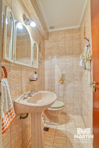 Casa En Venta En Martinez 5 Amb Con Cochera