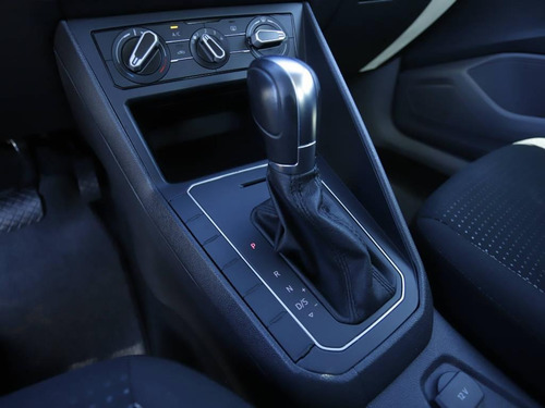 Imagem 12 de 15 de Volkswagen Virtus Comfortline 1.0 200 Tsi Flex Aut