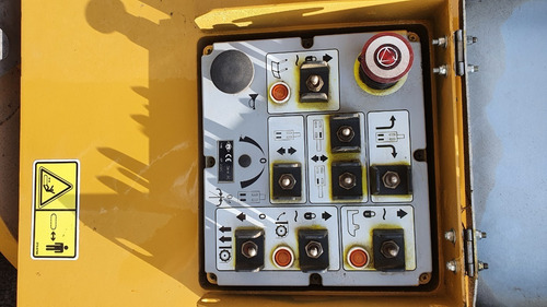 Imagen 4 de 8 de Perfiladora De Asfalto Caterpillar Pm-200