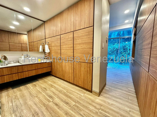 Lujoso Apartamento En Venta En Lomas De Las Mercedes Iq25-10286