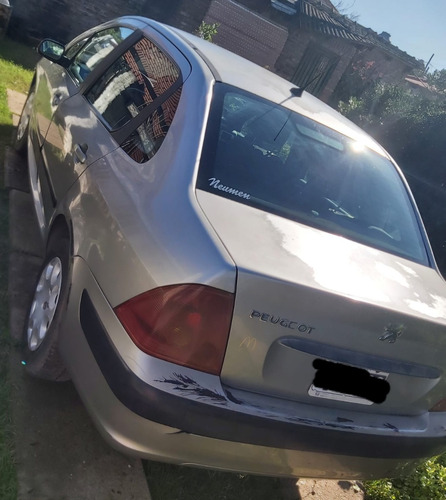 Peugeot 307 1.6 Sedan Xr 110cv