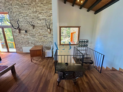 Venta De Casa En Arelauquen - Bariloche -