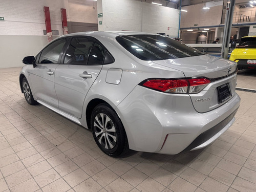 Toyota Corolla 1.8 Hybrid At