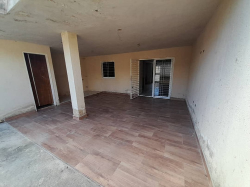 Imagen 4 de 8 de Marisol Castro Vende Townhouse En Res. Sabana Paradiese | Pueblo De San Diego | Carabobo | Foth-mklv