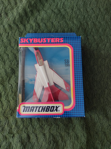 Avión Sb-22 Tornado, Matchbox Skybuster 1:64 Blanco (Usado)