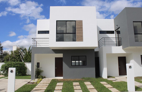 Casa En Pre Venta,3 Recamaras, 2 Niveles, Avenida 135, Poligono Sur, Cancun