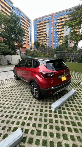 Renault Captur 2.0 Intens Automática