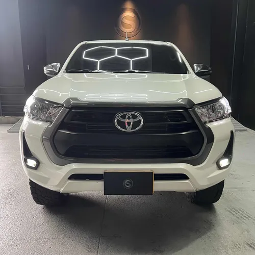 Toyota Hilux 2.4l