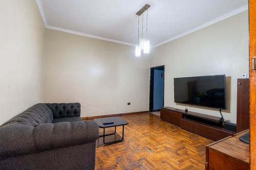 Venta Casa Con Fondo , Quincho Y Cochera En Wilde