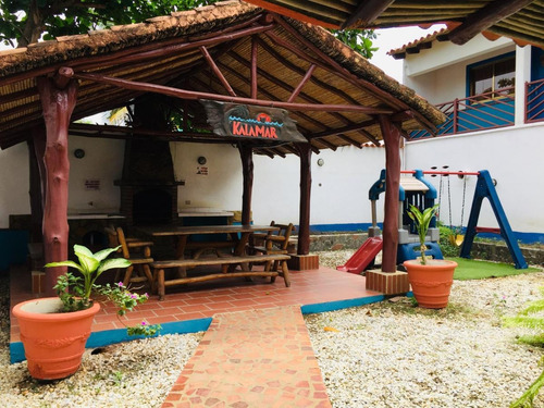 Imagen 3 de 10 de Posada En Venta Chichiriviche Calamar