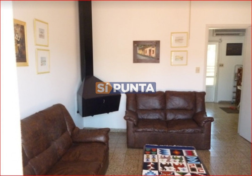 Imagen 2 de 10 de Casa En Venta - El Tesoro