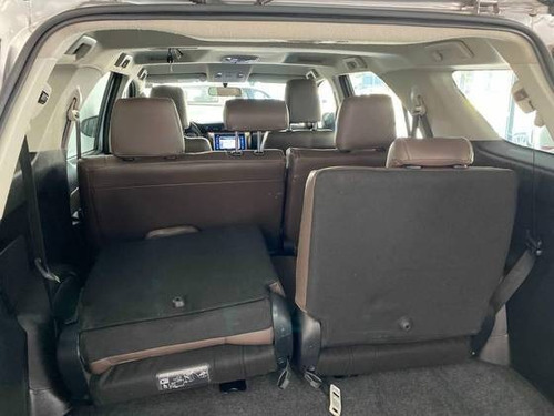 Imagem 13 de 15 de Toyota Hilux Sw4 2.7 Sr 7 Lugares 4x2 16v Flex 4p