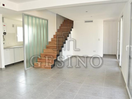 Imagen 3 de 22 de Departamento - La Plata