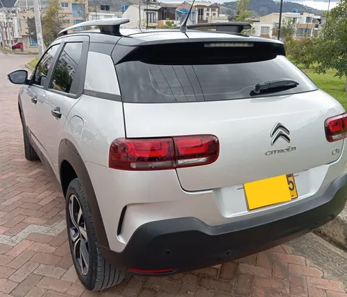 Citroën C4 Cactus 1.6 Shine Turbo Aut