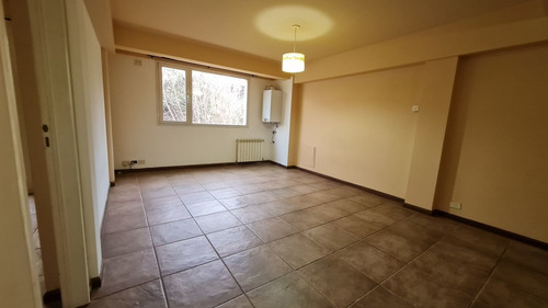 Imagen 3 de 17 de Departamento En Venta,1 Dormitorio,1 Baño,céntrico.bariloche
