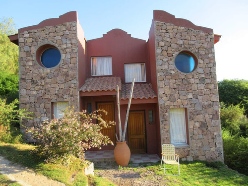 Cabañas Turisticas Sobre 2 Lotes En Capilla Del Monte