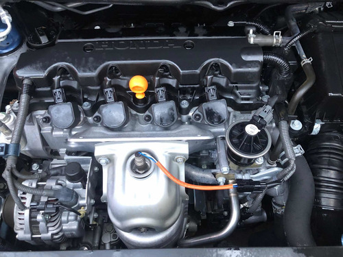 Imagen 8 de 15 de Honda Civic 2010 D Lx Sedan 5vel Mt