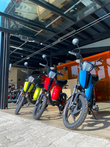 Imagen 8 de 14 de Kiwi Katana Moto Eléctrica Precio De Lanzamiento!