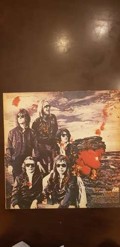 Vinilo. Yes. Tormato