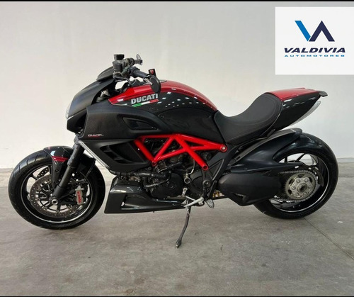 Imagen 6 de 6 de Ducati Diavel Carbon 1200 Año 2013