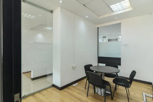 Oficina En Arriendo En Chico Norte. Cod A1094032