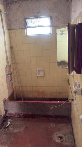 Quinta En Venta, 2 Dormitorios, La Reja, 1500 Metros De Terreno Con Pileta