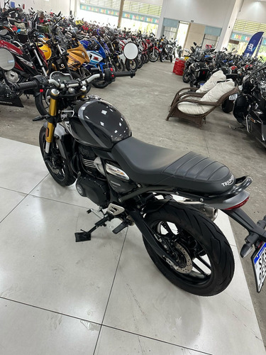 Triumph Speed 400 2024 / 2.900 Km