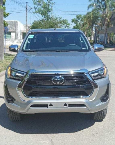 Imagen 11 de 15 de Toyota Hilux Srx 4x4 At 2022