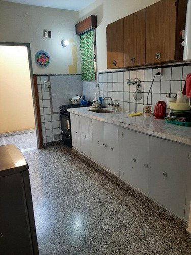 Imagen 15 de 19 de Storni Y Rojas, Casa En Esquina Buena Zona De Monte Grande