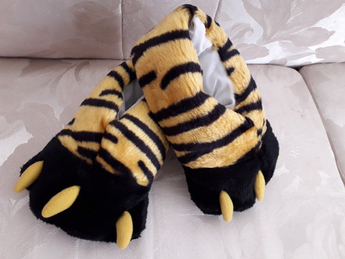 Pantuflas Para Pijamada Para Niño Con Diseño De Tigre! Bella